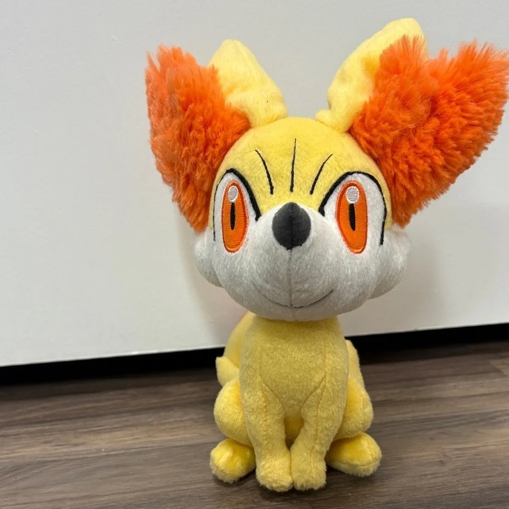 YELLOW AND ORANGE TOY COLLECTION! - Picture 3 of 4